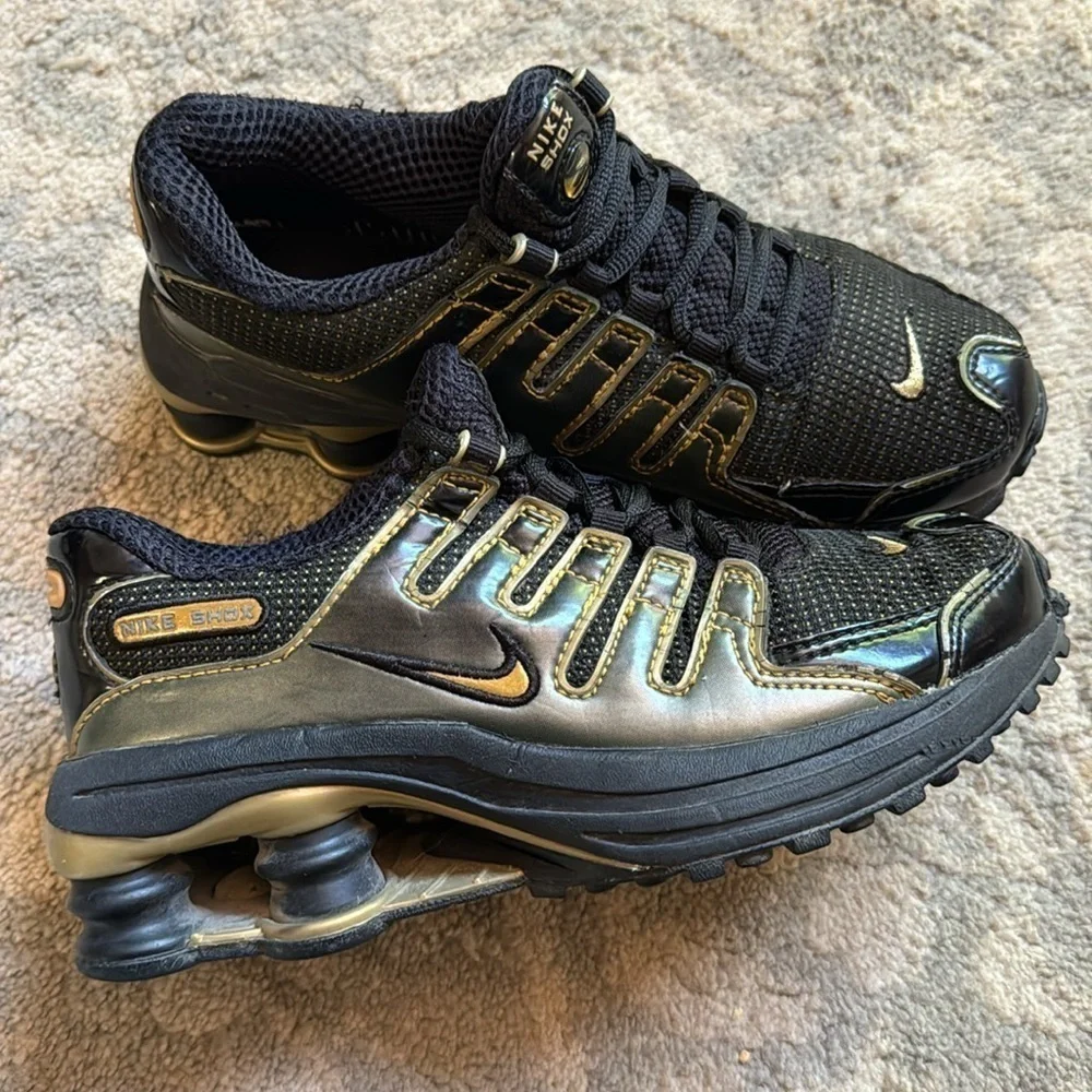 Nike Shox Youth Size 4Y Retro Y2K Black Gold Unisex Boy Running Shoes Sneakers - Picture 11 of 11